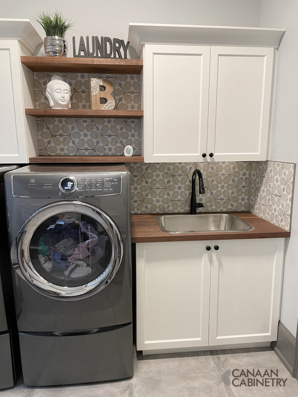 laundryroomandstorage-11