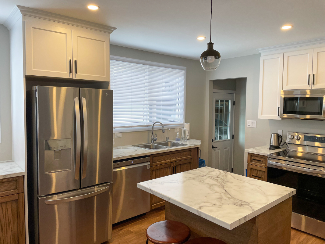 modern-farmhouse-kitchen-in-fort-erie-04