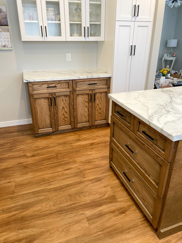 modern-farmhouse-kitchen-in-fort-erie-22