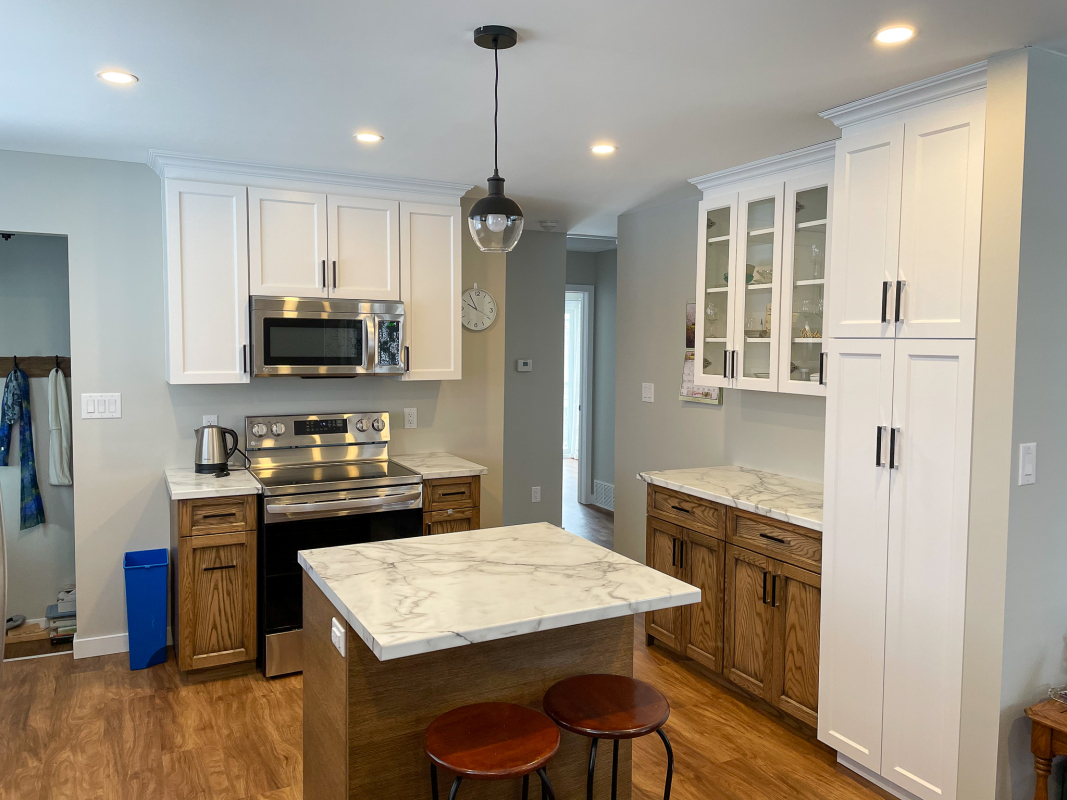 modern-farmhouse-kitchen-in-fort-erie-28