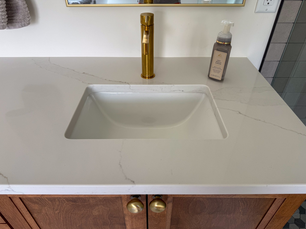 NalezinskiGrimsbynewbuildcustomcabinetry-18