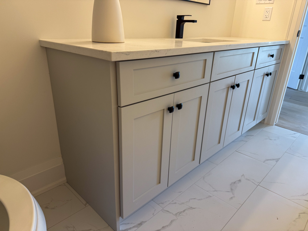 NalezinskiGrimsbynewbuildcustomcabinetry-24