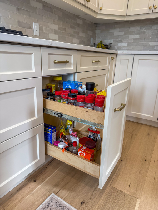 NalezinskiGrimsbynewbuildcustomcabinetry-41